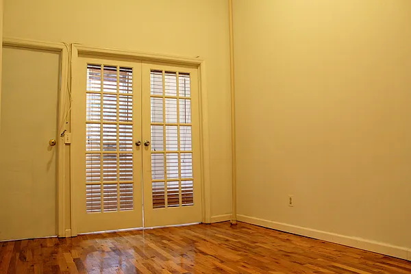 Rented by Bold New York | media 42