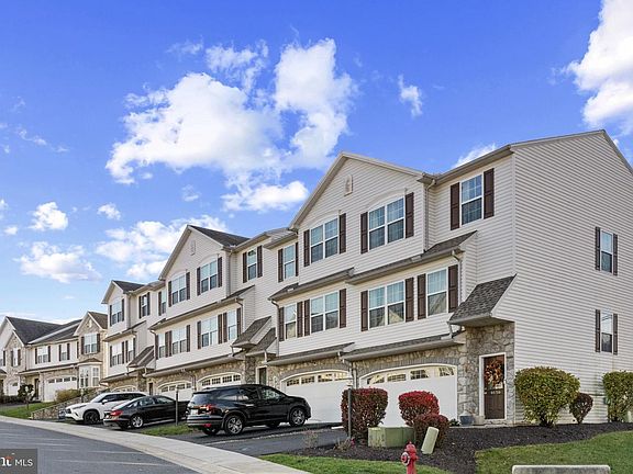 3rd image of 4654 Margarets Dr