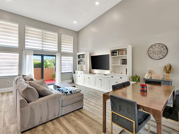 2nd image of 6630 Villa Sonrisa Drive #721