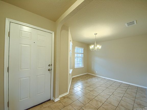 3rd image of 8934 Palmetto Fls