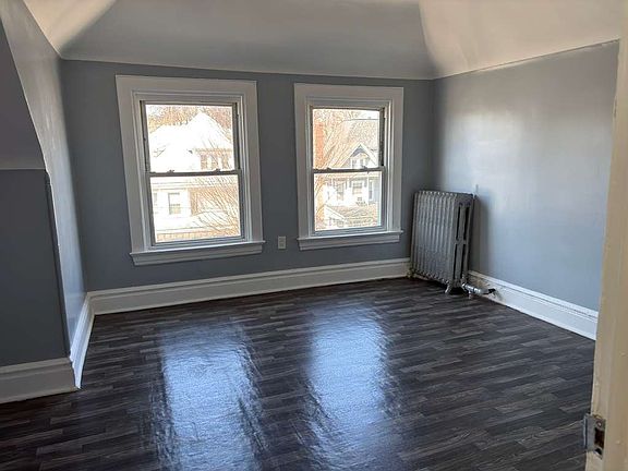 5th image of 74-78 Baldwin Ave #3R