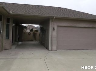 776 Timberview Dr, Findlay, OH 45840