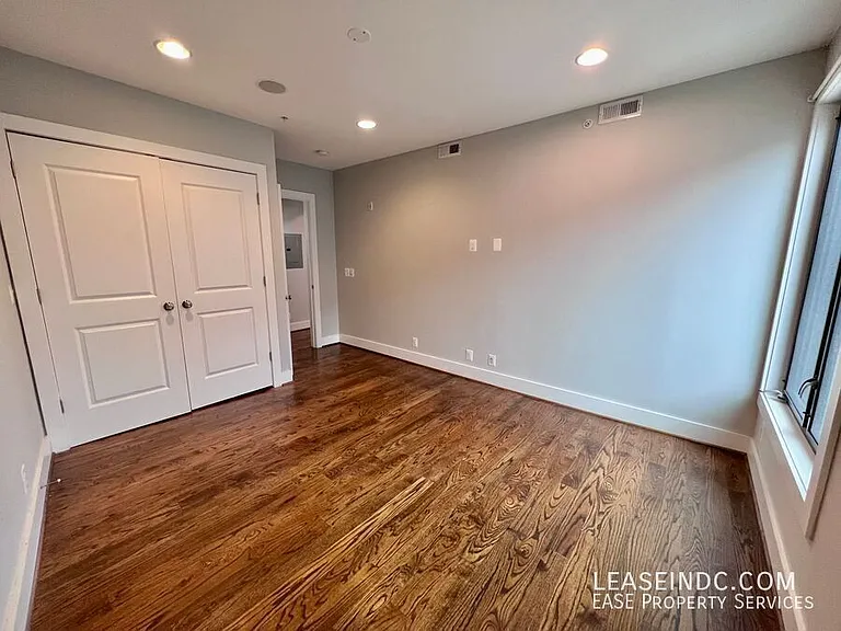 1839 6th St NW #4 — Photo 12