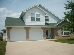 3806 Buckingham Park, Jefferson City, MO 65109