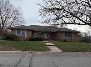1502 N Caddy Ct, Wichita, KS 67212