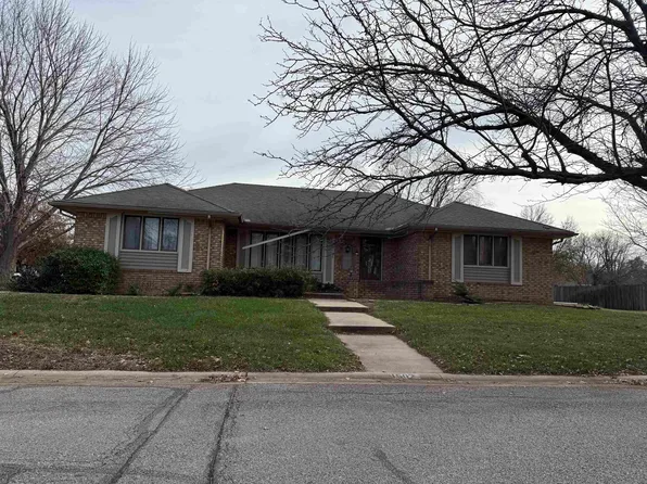 1502 N Caddy Ct, Wichita, KS 67212