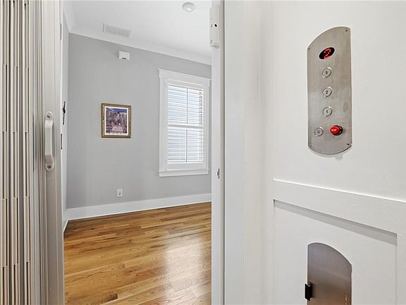 4th image of 206 Trecastle Sq