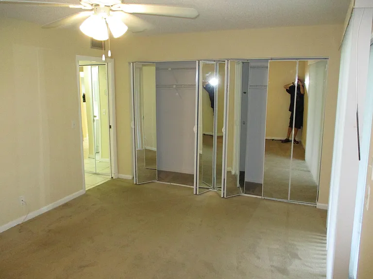 506 Mansfield Dr #M — Photo 16