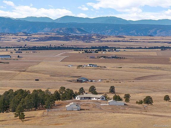 4th image of 30999 Kootney Street