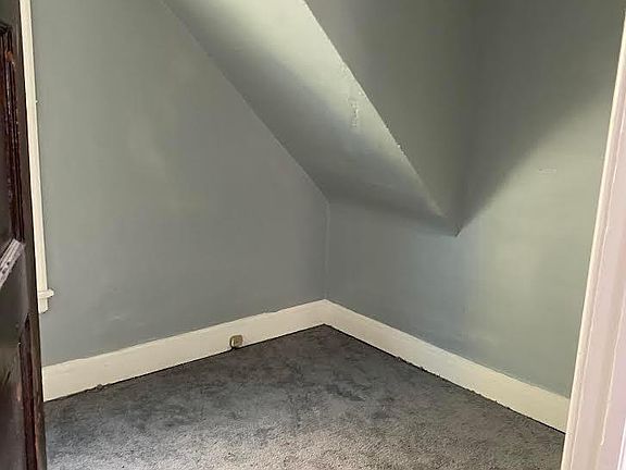 3rd image of 68 Deerfield Ave