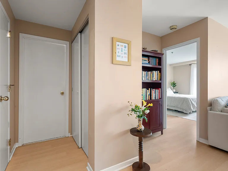 950 Massachusetts Ave #514 — Photo 7