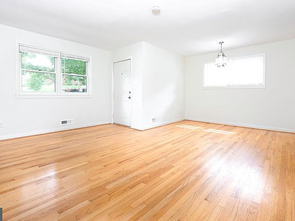 5th image of 1418 Thornden Rd