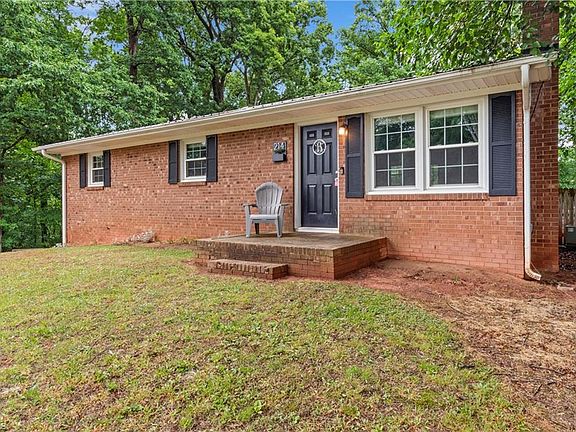 2nd image of 214 N Charles Dr