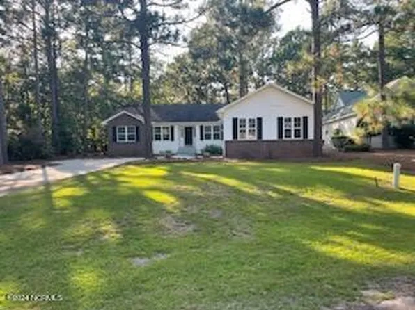 953 Blackeyed Susan Place, Vass, NC 28394