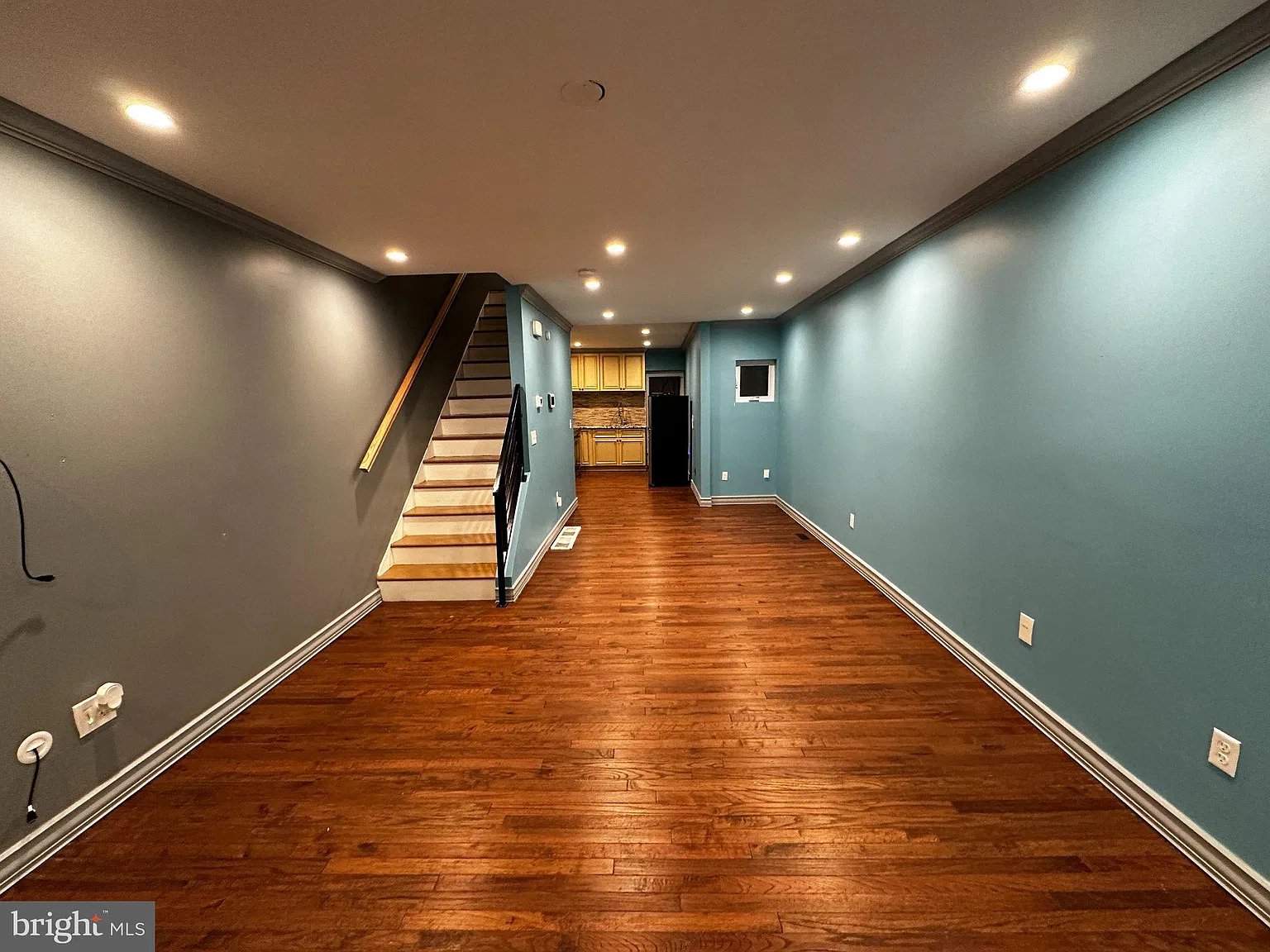 2 bed, 1.0 bath, 940 sqft, $1,800 — Photo 3
