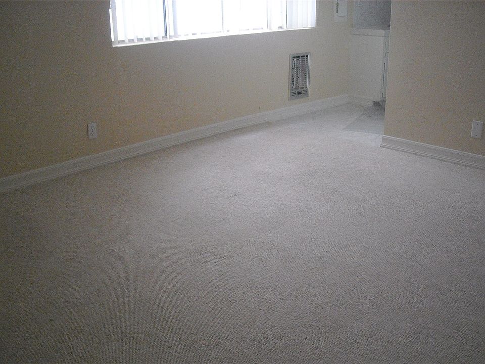 1st image of 11825 Goshen Ave APT 09