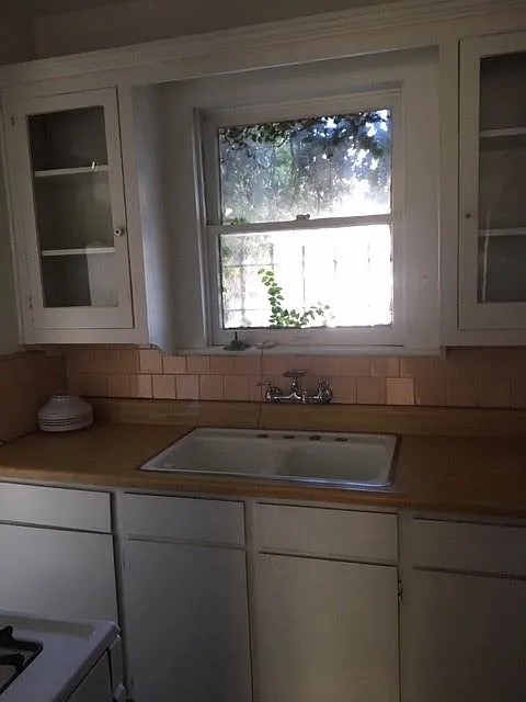 1 bed, 1.0 bath, 680 sqft, $1,000 — Photo 3