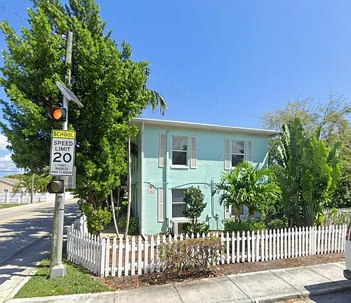 707 6th Ave S Photo 1