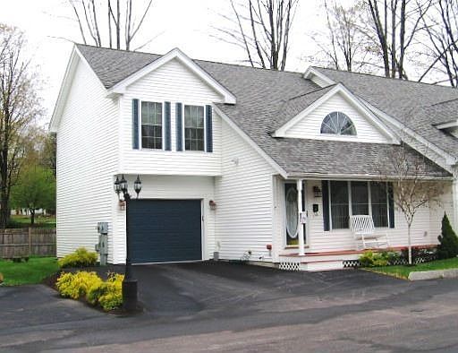Small complex