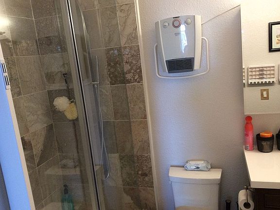 4th image of 3922 Hamilton St APT 5