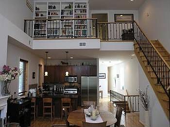 2nd image of 1633 N Oakley Ave #2