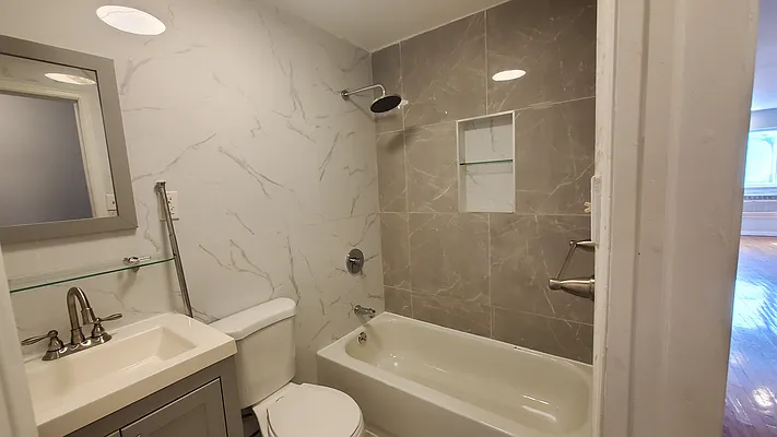 Rented by Nest Seekers International | media 8