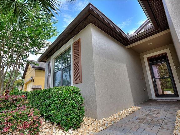 3rd image of 530 Cadiz Dr