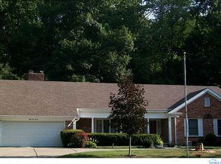 5920 Swan Creek Dr, Toledo, OH 43614