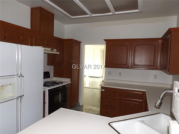 4th image of 6528 Fresh Meadows Ln