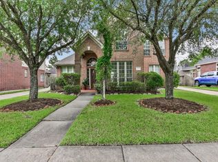 3006 Fallscreek Ct, Pearland, TX 77584