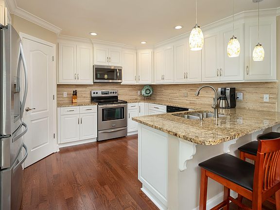 5th image of 205 Northcrest Cir NE Unit 66