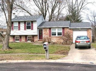 4 Sweet Gum Ln, Milford, OH 45150