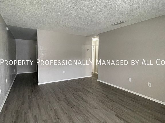 3rd image of 1508 Moonlite Dr