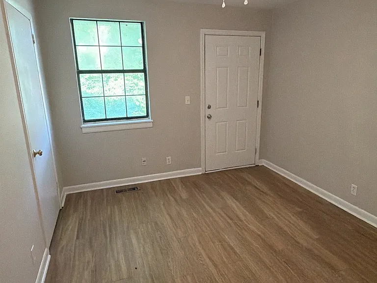 3351 White Pine Dr — Photo 3
