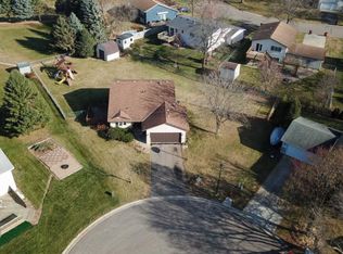 7565 Homestead Ave S, Cottage Grove, MN 55016