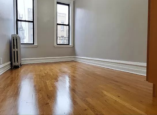 3rd image of 1061 Saint Nicholas Ave APT 43