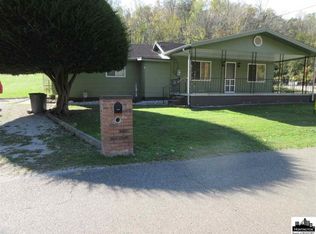 406 Township Road 135, South Pt, OH 45680