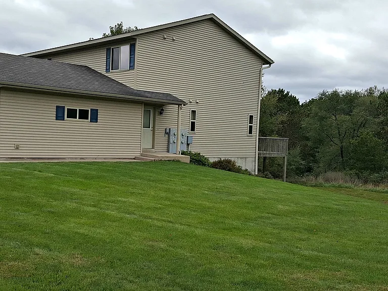Pinedale Apartments and Red Cedar Townhomes — Photo 30
