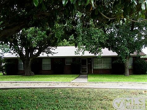 2nd image of 703 Highland Ave