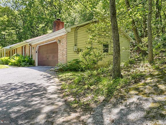 4th image of 820 New Valley Rd