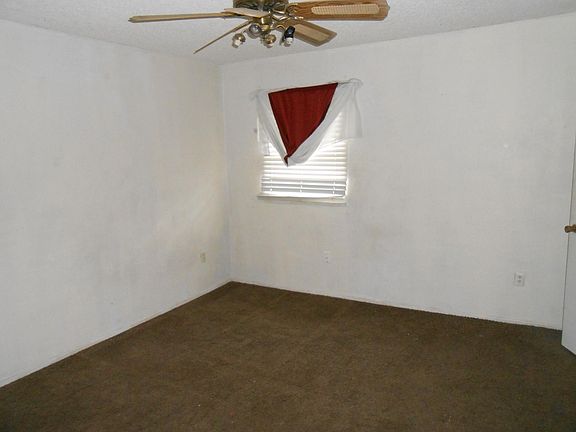 3rd image of 1314 Northcliff Ave