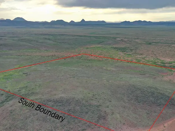 3190 Kimball Ln, Alpine, TX 79830