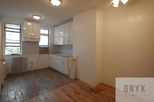 Rented by Onyx | media 13