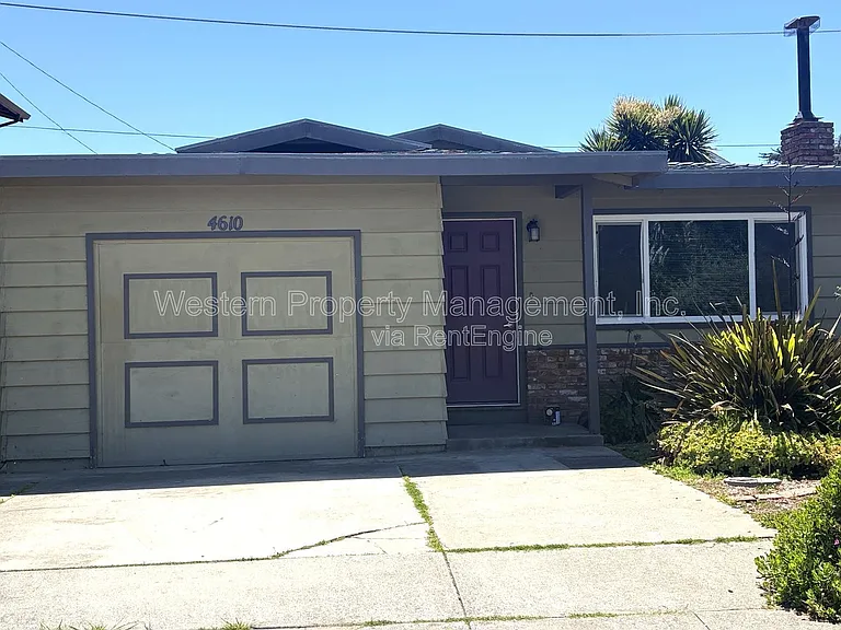4610 Garnet St — Photo 14