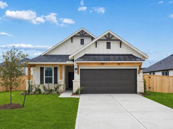 318 Ruby Ford Dr, Cove, TX 77523