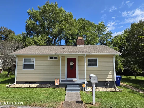 103 Thornton Rd, Oak Ridge, TN 37830