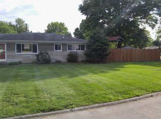 24 Oxford Dr, New Albany, IN 47150