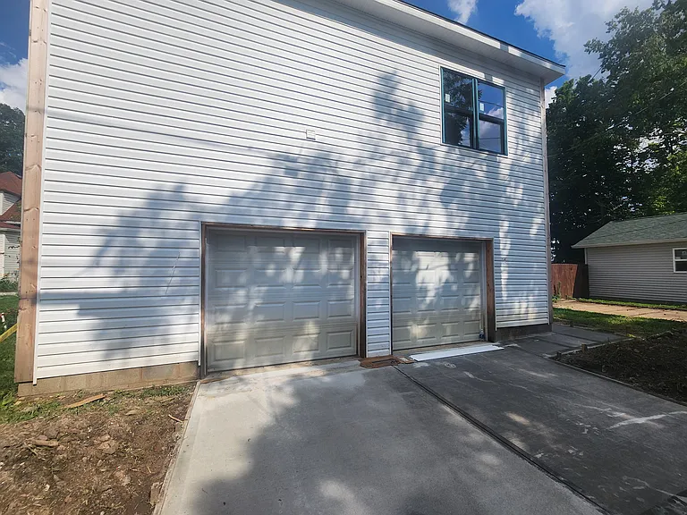 2832 Winthrop Ave #B — Photo 2