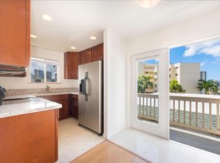 1501 Thurston Ave #B, Honolulu, HI 96822