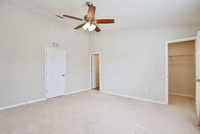 3924 Plainview Dr — Photo 17